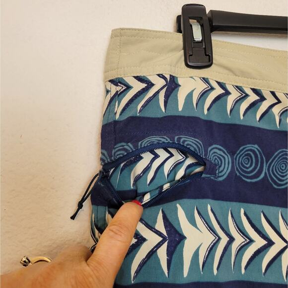 PATAGONIA Stretch Wavefarer Swim Boardshorts 21" In Blue UPF Size 35 - Picture 5 of 9